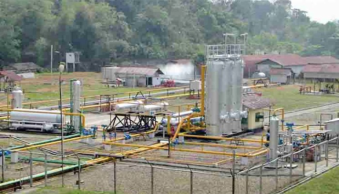 ​পুরনো কূপ সংস্কার করতে গিয়ে গ্যাসের সন্ধান