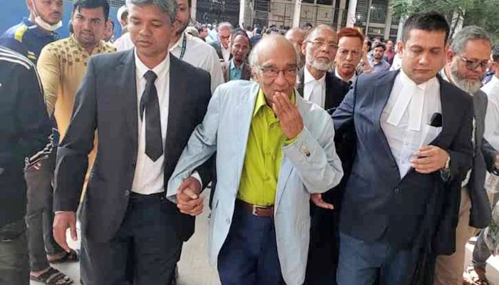 ​আত্মসমর্পণ করে জামিন পেলেন শফিক রেহমান