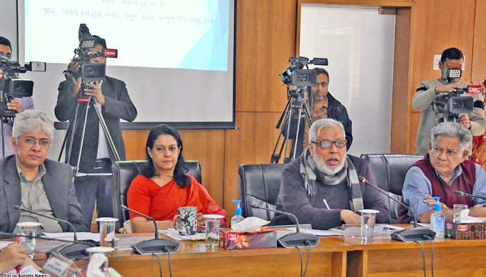 ​বিআরটিএ কর্মকর্তাদের এক মাস সময় দিলেন উপদেষ্টা