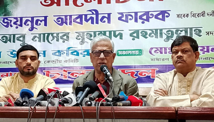 ​একদিনের জন্য হলেও হাসিনাকে কারাগারে যেতে হবে : ফারুক