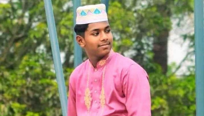 খেলতে গিয়ে বিদ্যুৎস্পৃষ্টে কিশোরের মৃত্যু