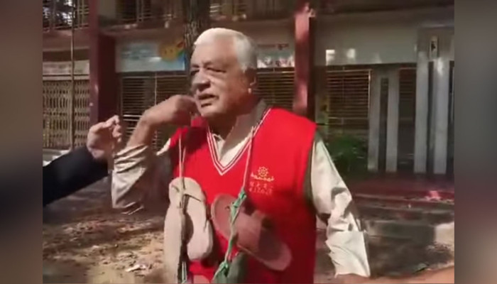 বীর মুক্তিযোদ্ধাকে জুতার মালা পরিয়ে হেনস্তা