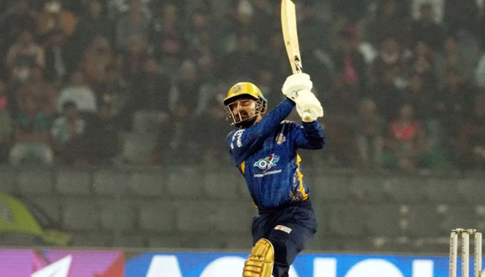 ‘বাদ পড়ার পর’ রেকর্ড বই এলোমেলো করে দিলেন লিটন