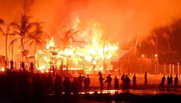 ​বৈদ্যুতিক শর্টসার্কিট থেকেই সেন্টমার্টিনে আগুন: তদন্ত কমিটি