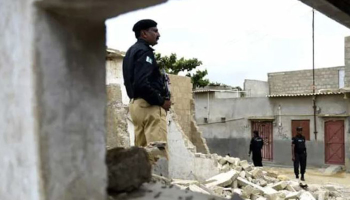 ​টিকটক করায় মেয়েকে গুলি করে হত্যা