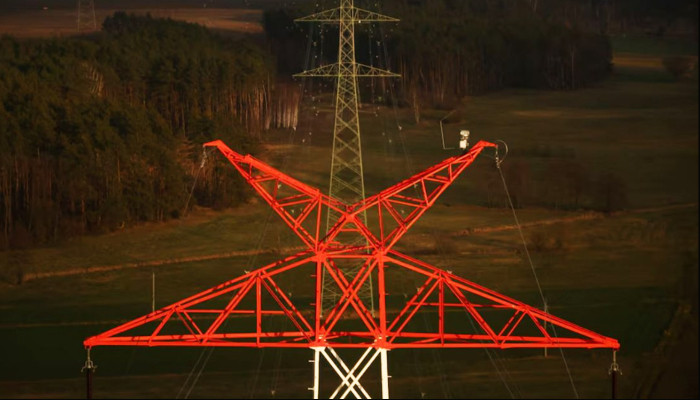 ​রুশ বিদ্যুৎ গ্রিডের সঙ্গে সংযোগ বিচ্ছিন্ন করলো তিন দেশ