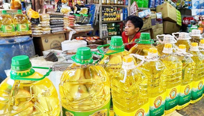 ভোজ্যতেলে ভোজবাজি চলছেই