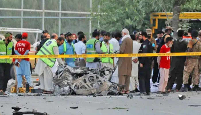 ​পাকিস্তানে জুমার নামাজের সময় বোমা হামলায় নিহত ৬
