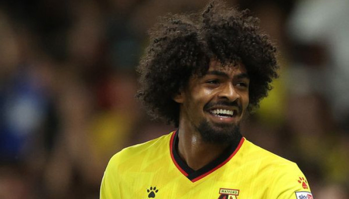 ​হামজাকে বরণে প্রস্তুত বাফুফে