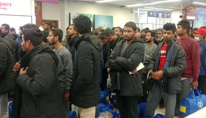 লিবিয়া থেকে ফিরলেন আরও ১৬৭ বাংলাদেশি