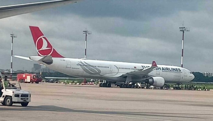 উড্ডয়নের পরপরই তার্কিশ এয়ারলাইন্সের ইঞ্জিনে আগুন