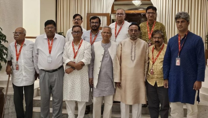 ​প্রধান উপদেষ্টাকে যেসব দাবি জানিয়ে এলেন মান্না-সেলিম-সাকীরা