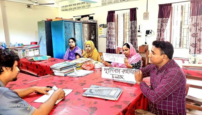 ​দ্বিতীয় দিনের পূর্ণদিবস কর্মবিরতিতে প্রাথমিক শিক্ষকরা