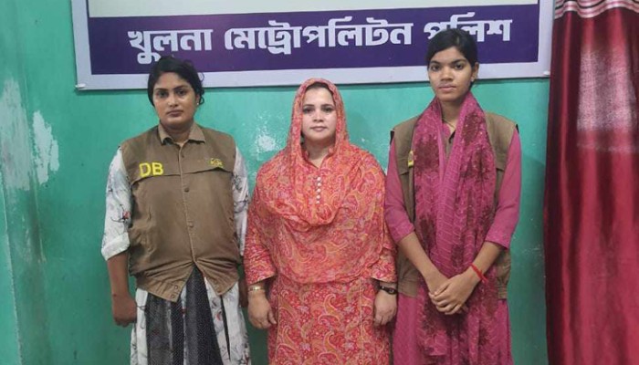 ​খুলনার মহিলা লীগ নেত্রী তন্দ্রা ঢাকায় গ্রেপ্তার