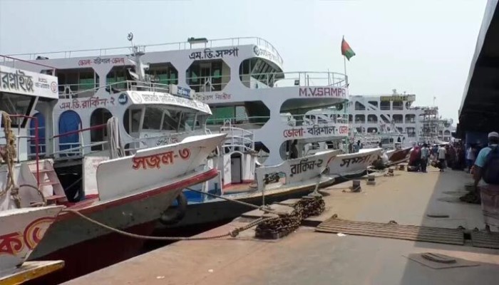 দুই দিন পর বরিশাল থেকে লঞ্চ চলাচল শুরু