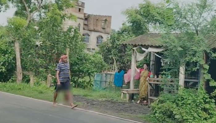 ভাবীর কাটা মাথা নিয়ে থানায় গেলেন দেবর