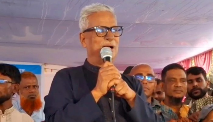 ​একটি দলকে প্রতিষ্ঠিত করার জন্য ষড়যন্ত্র চলছে : ফারুক