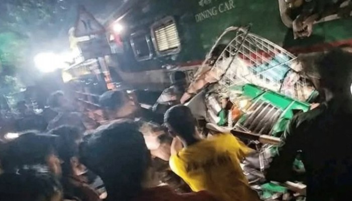 ​কালুরঘাট সেতুতে দুর্ঘটনা: তদন্ত কমিটি গঠন, চার রেলকর্মী বরখাস্ত