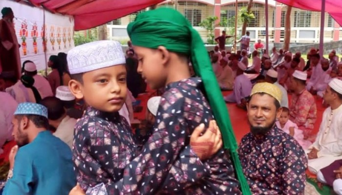 ​চাঁদপুরে অর্ধশতাধিক গ্রামে উদযাপিত হচ্ছে ঈদুল আযহা