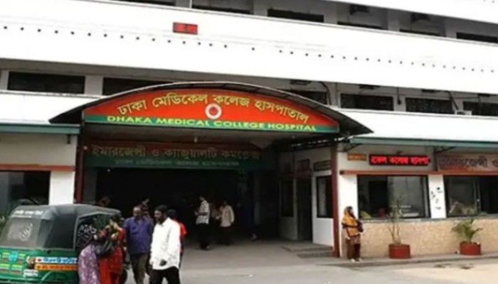 ​অজ্ঞান পার্টির খপ্পরে দুই ব্যবসায়ী খোয়ালেন ২৫ লাখ টাকা