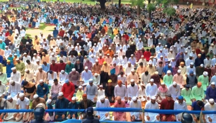 ​শোলাকিয়ায় ১৯৮তম ঈদুল আজহার জামাত অনুষ্ঠিত