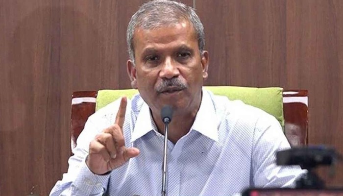 হঠাৎ ক্ষোভ ঝাড়লেন আইন উপদেষ্টা