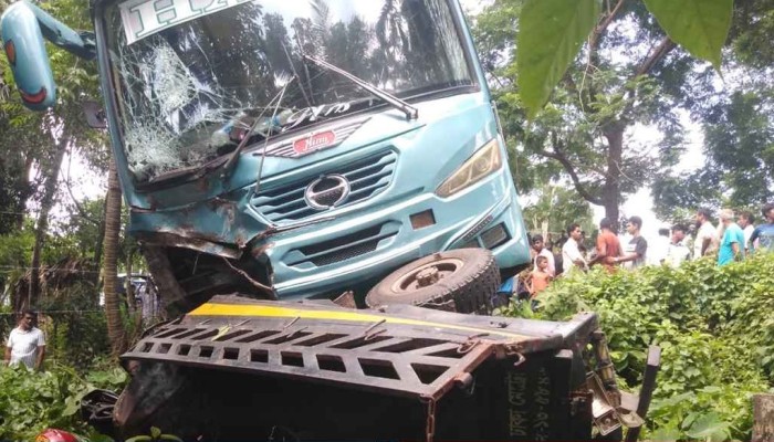 ঈদযাত্রার শেষদিনে ১১ মৃত্যু