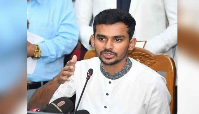 তরুণদের সুখবর দিলেন উপদেষ্টা আসিফ