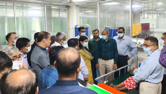 ​চৌগাছার সেই শিশুটির পাশে দাঁড়ালেন তারেক রহমান