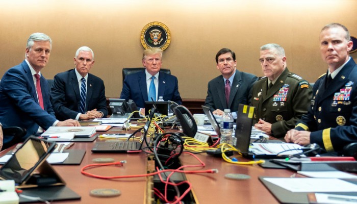 ​হঠাৎ কেন হোয়াইট হাউজে নিরাপত্তা বৈঠক ডাকলেন ট্রাম্প?