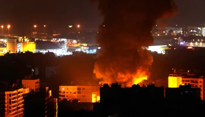 ​নেতানিয়াহুকে হামলা চালিয়ে যাওয়ার আহ্বান ট্রাম্পের