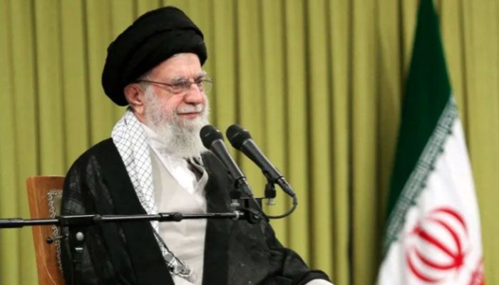 খামেনিকে হত্যা করাই এখন যুদ্ধের লক্ষ্য : ইসরায়েল