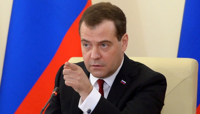 ​নেতানিয়াহু থাকবে না কিন্তু ইরান থাকবে: মেদভেদেভ