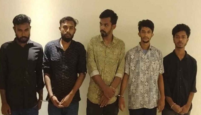 ​সমন্বয়ক পরিচয়ে চাঁদা দাবি:  আটক ৫ জনের বিরুদ্ধে মামলা