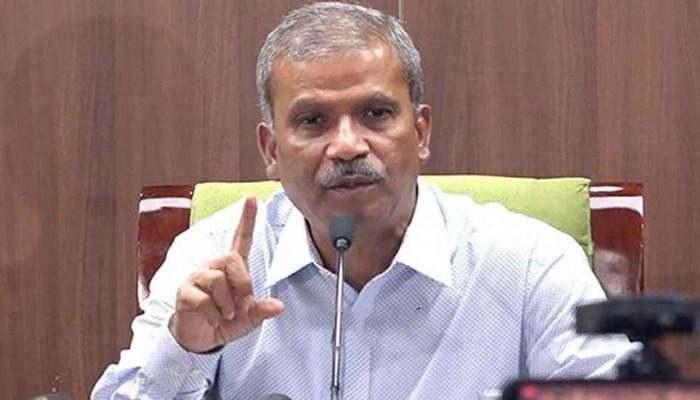 ২০ শতাংশ শুল্ক অন্তর্বর্তী সরকারের আরেকটি সফলতা: আসিফ নজরুল