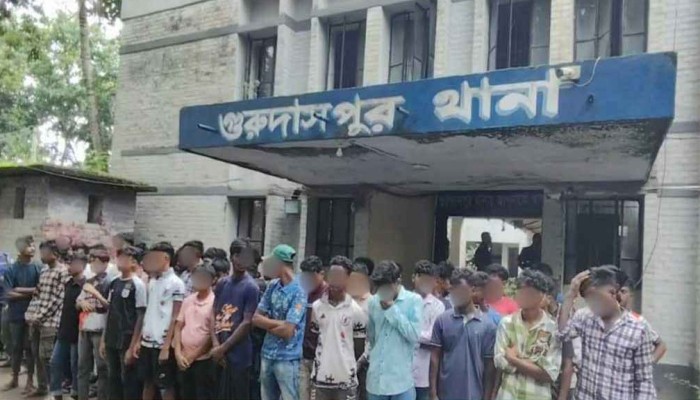 ডিজে পার্টিতে যাওয়ার পথে ৫৭ কিশোর আটক, অতপর...