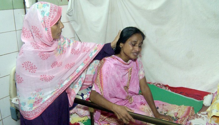 বেতার শিল্পী মনির নিঃশব্দ বেদনার গল্প