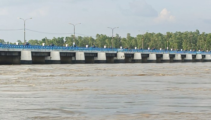 ​তিস্তার পানি বিপৎসীমার ওপরে, ফের বন্যা আতঙ্ক