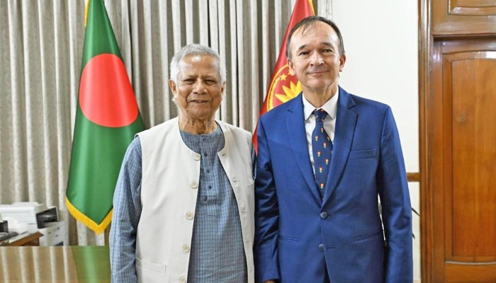 ​প্রধান উপদেষ্টার সঙ্গে ডাচ রাষ্ট্রদূতের বিদায়ী সাক্ষাৎ