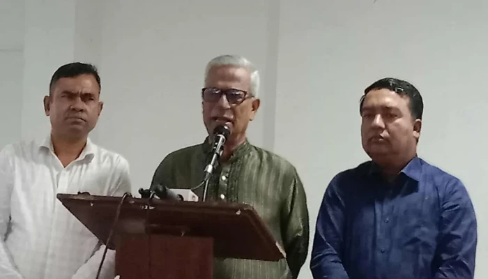 ​এখনো অনেক সচিব নির্বাচন বানচালের ষড়যন্ত্র করছে : ফারুক