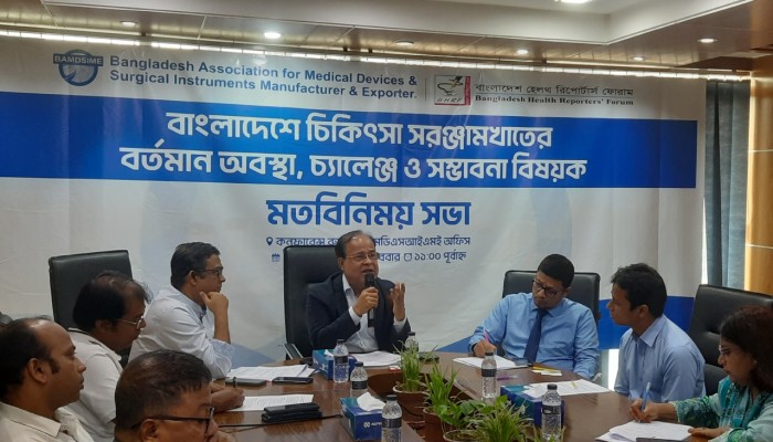 ​২০৩০ সালের মধ্যে চিকিৎসা সরঞ্জামের বৈশ্বিক বাজার ছাড়াবে ১ ট্রিলিয়ন ডলার