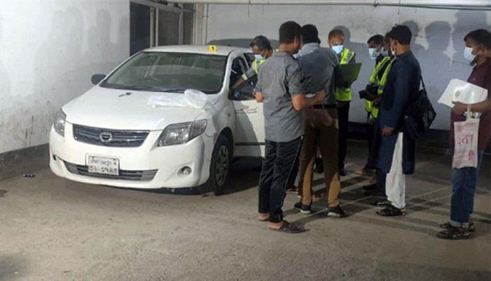 ​সিরাজুল ইসলাম মেডিকেলের পার্কিংয়ে গাড়িতে মিলল দুই মরদেহ