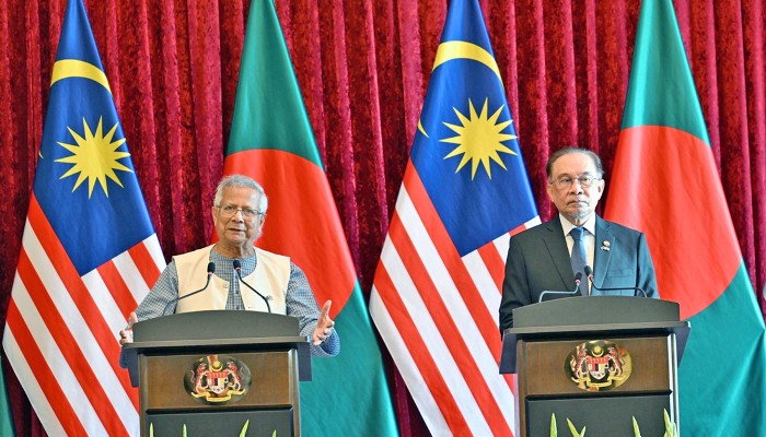 ​রোহিঙ্গা সংকট সমাধানে মালয়েশিয়ার সহায়তা চাইলেন প্রধান উপদেষ্টা