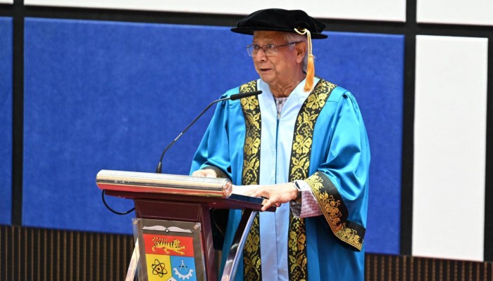 ক্ষমতা হস্তান্তরে আমরা প্রতিশ্রুতিবদ্ধ : প্রধান উপদেষ্টা