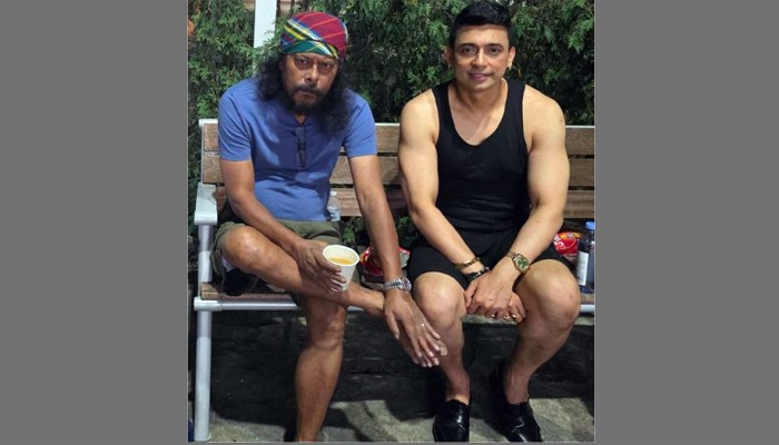 ​‘হাফ প্যান্ট-গেঞ্জি কোথা থেকে কিনেছেন জায়েদ?’