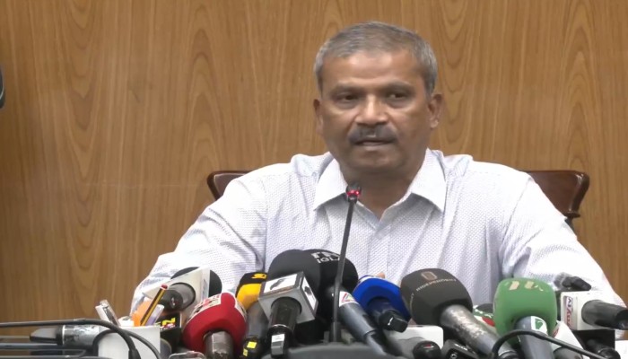 ​নির্বাচন পেছানোর সুযোগ নেই: আইন উপদেষ্টা