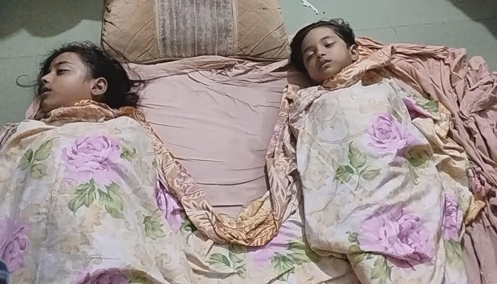 ​শামুক ধরতে গিয়ে পুকুরে ডুবে দুই বোনের মৃত্যু