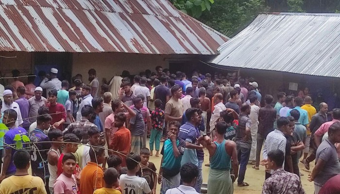 খাগড়াছড়িতে মা-মেয়েকে গলা কেটে হত্যা