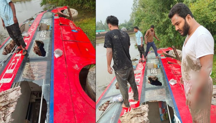 ​নিয়ন্ত্রণ হারিয়ে বাস খালে, গণঅধিকার পরিষদের নেতাসহ আহত ১৫