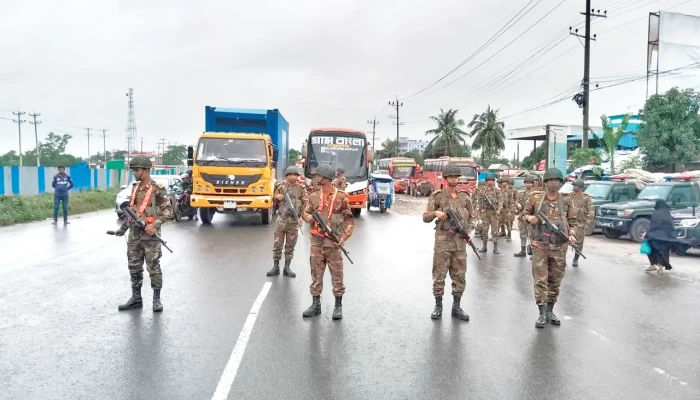 ​ইউটার্ন যেন মৃত্যুফাঁদ!
